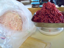 How to Grind Fresh Venison at Home - Midwest Nice